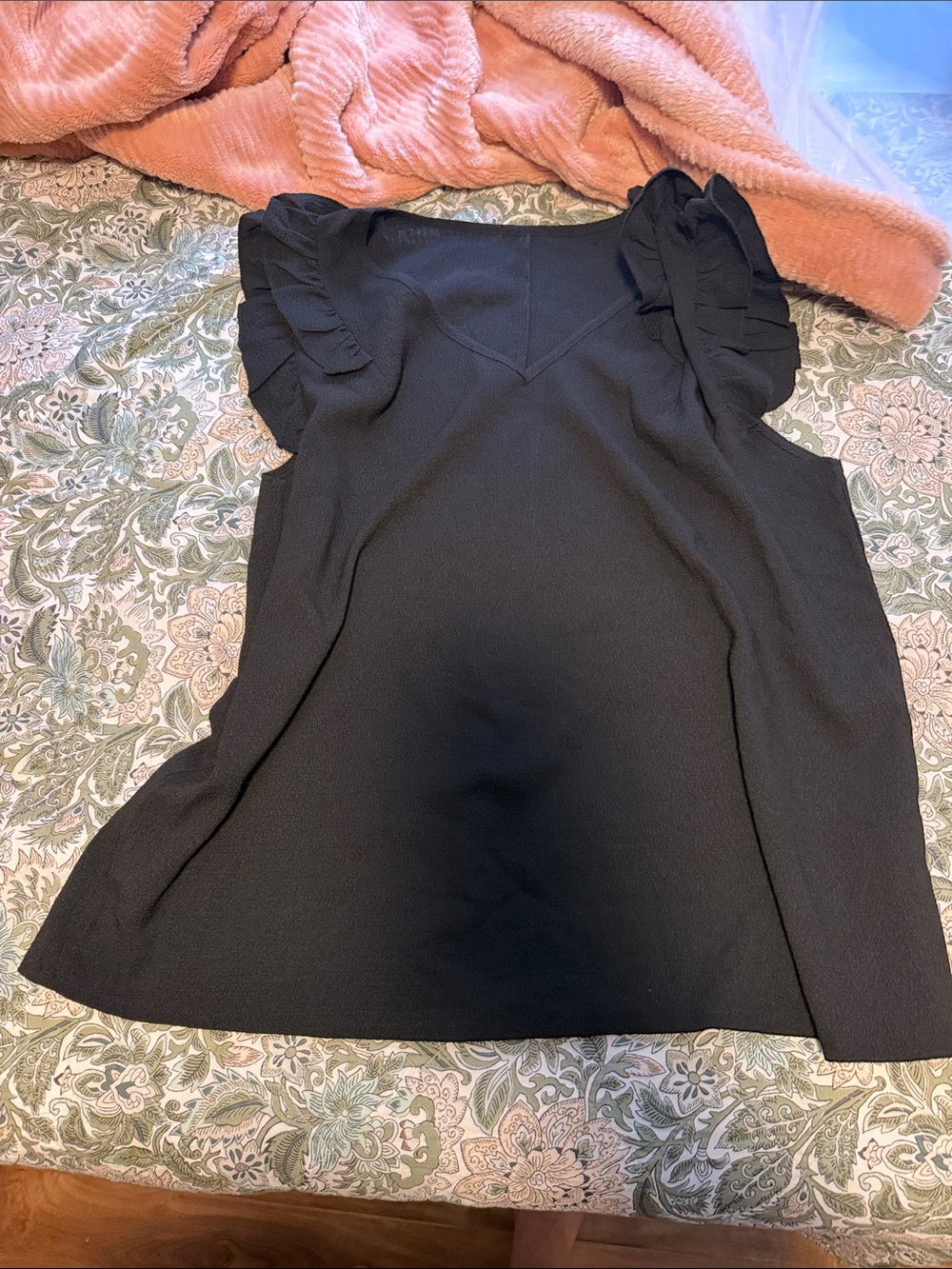 Black Ruffle 2 piece set - Picture 2 of 3